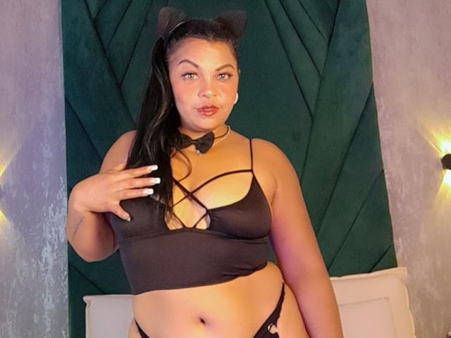 BrunetteScarlet - Live sex cam - 26303697