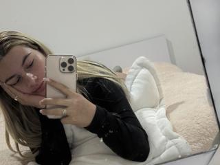 AtheneaRossi - Sexe cam en vivo - 26308325