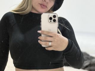 AtheneaRossi - Sexe cam en vivo - 26308393