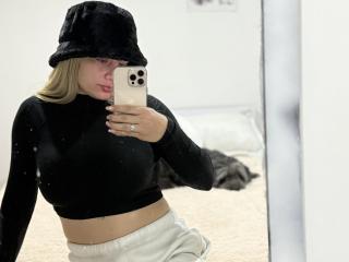 AtheneaRossi - Sexe cam en vivo - 26308409
