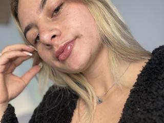 AtheneaRossi - Sexe cam en vivo - 26308813