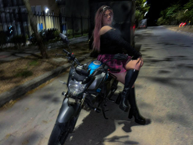 CuteEvelynn - Live sex cam - 26309021