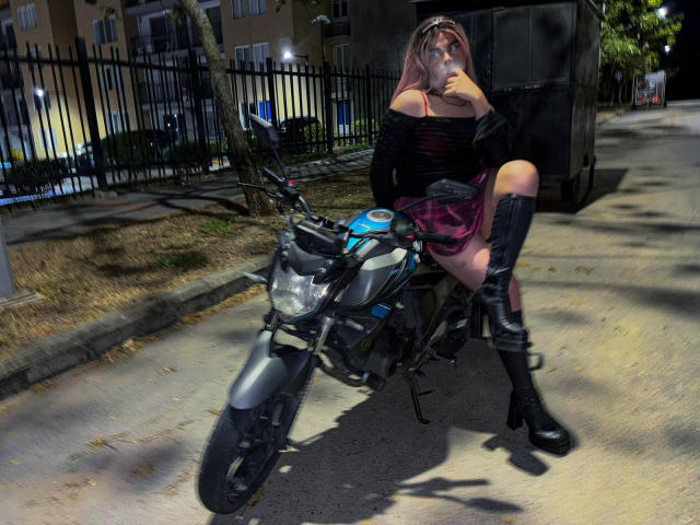 CuteEvelynn - Live sex cam - 26309061