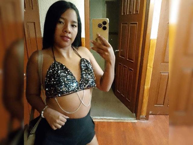EmelyWhitte - Sexe cam en vivo - 26309213