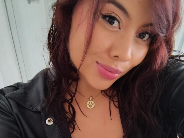 NoemiThornee - Live porn &amp; sex cam - 26319289