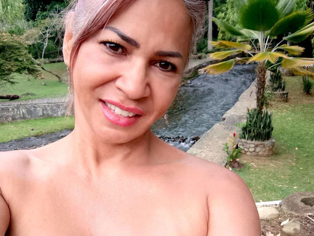 BrigiteWalsh - Sexe cam en vivo - 26322757