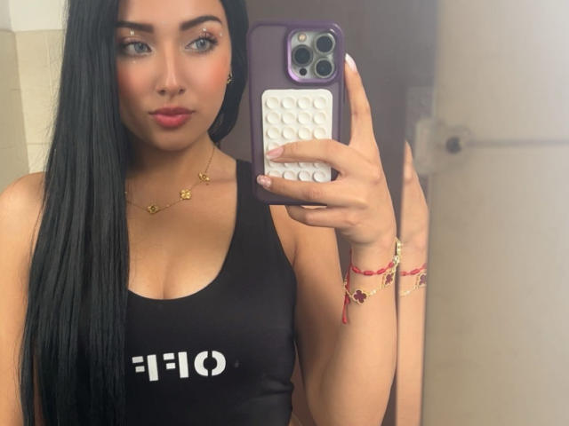 LillyTaylor - Live sex cam - 26323145