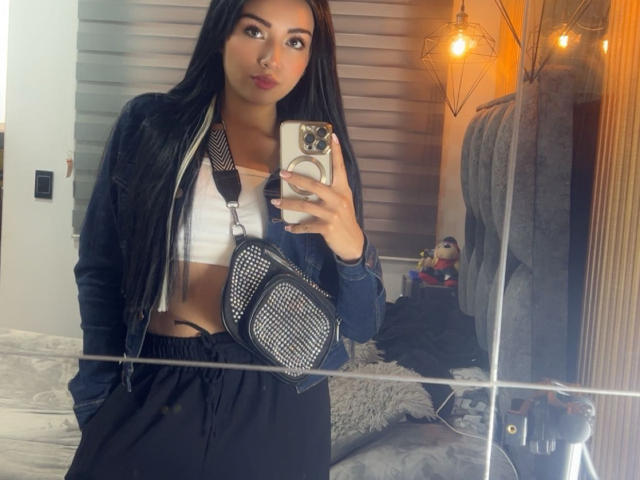 LillyTaylor - ライブポルノ&amp;セックスカム - 26323173