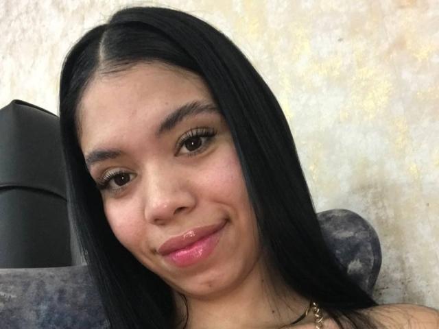 EmaGarces - Live sex cam - 26324433