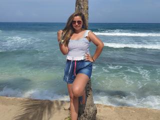 LucianaSeashell - Live porn &amp; sex cam - 26324497