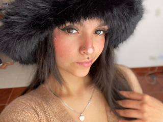 MarietteJones - Live sex cam - 26325161