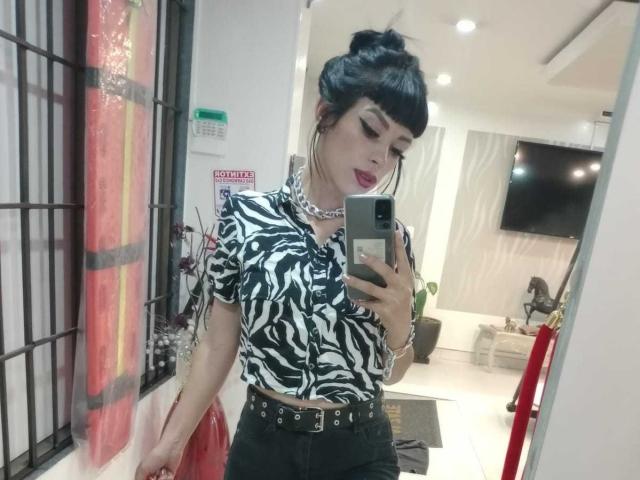 IvanaFetish - Live porn &amp; sex cam - 26330133