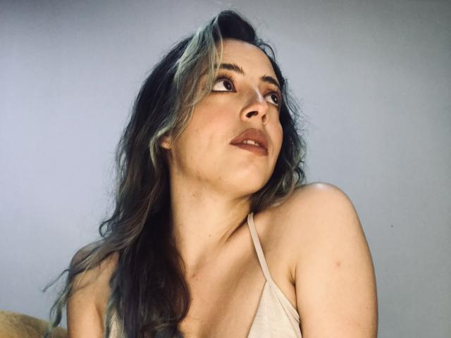 Rosalinnes - Sexe cam en vivo - 26331245