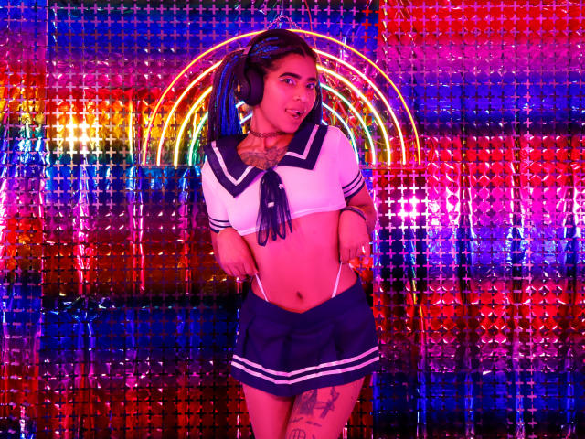 KoralineMiller - Live porn &amp; sex cam - 26333589
