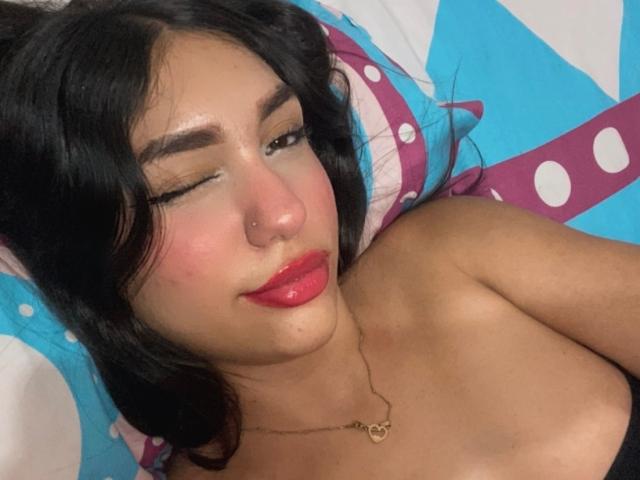 EmmaRubis - Live sex cam - 26337965