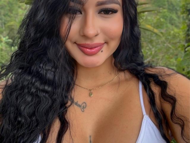 TaraMeyer - Live sex cam - 26338089