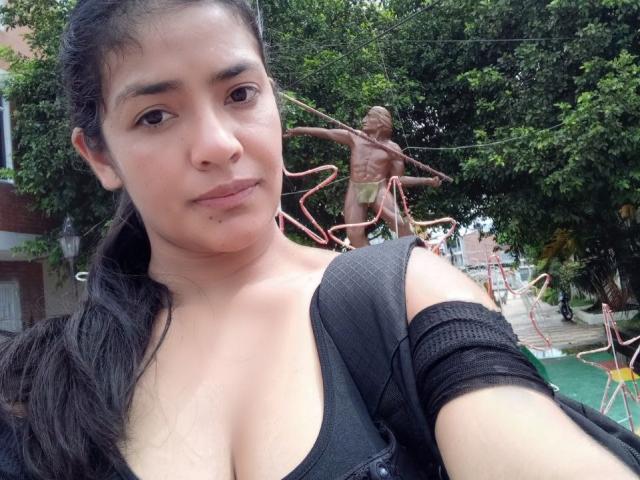 ArianithaXox - Live porn &amp; sex cam - 26341997