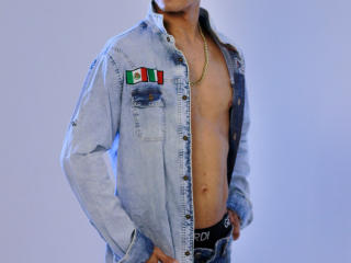 TheRoomSex69 - Sexe cam en vivo - 26344809