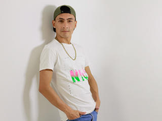 TheRoomSex69 - Live porn &amp; sex cam - 26344881