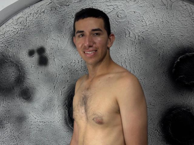 MartinBlos - Live sex cam - 26345573