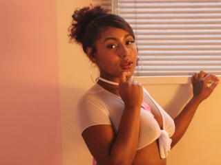 AmberQueeny - Live porn &amp; sex cam - 26348457