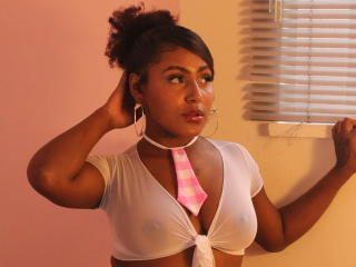 AmberQueeny - Live porn &amp; sex cam - 26348469