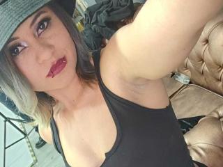 CassieJones - Live Sex Cam - 26352169