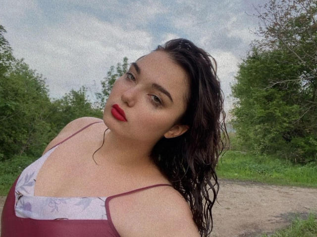 AdriOdelia - Live Sex Cam - 26353445