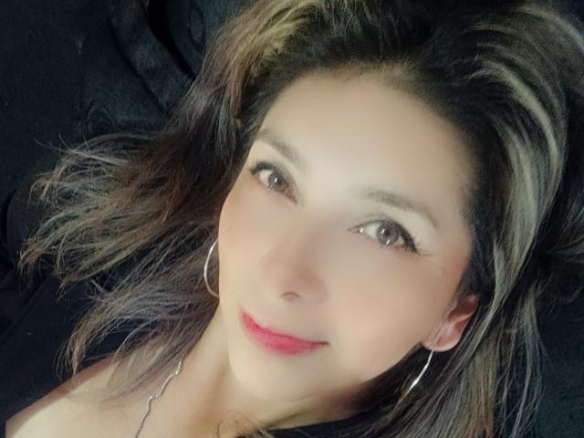 MichelleDumont - Sexe cam en vivo - 26355173