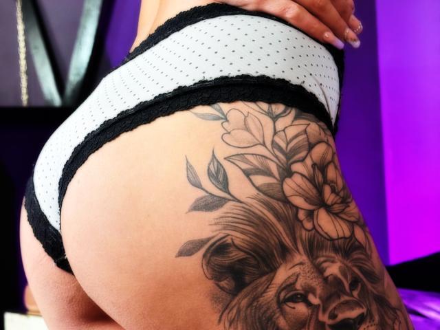 NenaBlack - Élő pornó és szexkamera - 26357249
