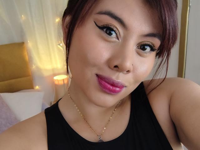 NoemiThornee - Live porn &amp; sex cam - 26358297