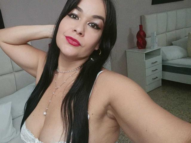 TamaraFoxy - Live sex cam - 26360257