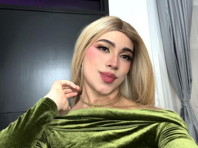 LiaColin - Live sex cam - 26361005