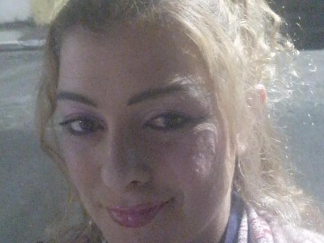 CrislimaJb - Live sex cam - 26366737