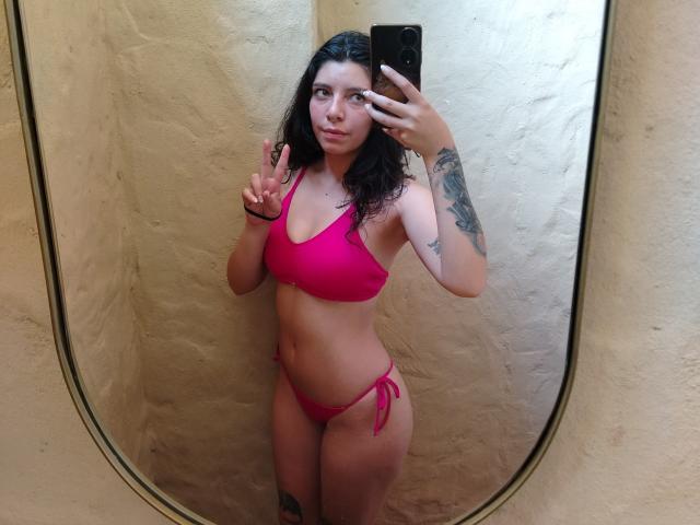 AluDamn - Live Sex Cam - 26368917