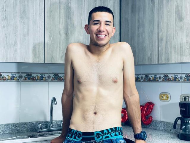 MartinBlos - Live sex cam - 26369653