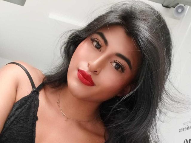 MichelleDenise - Live Sex Cam - 26371237