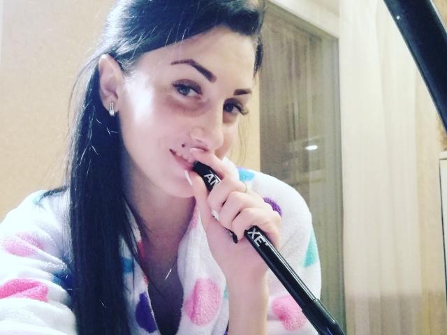 MiaDefne - Live Sex Cam - 26373873