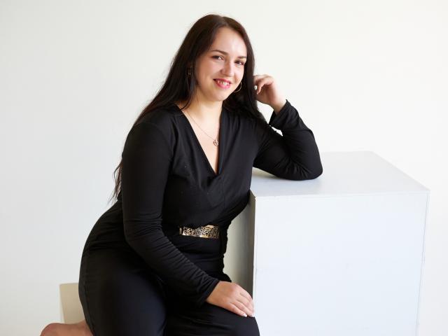 IsabelBlackberry - Live porn &amp; sex cam - 26376581