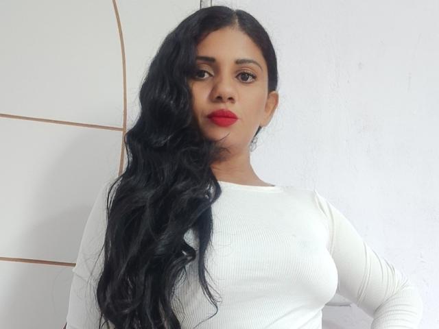 Revenna - Live sex cam - 26383777