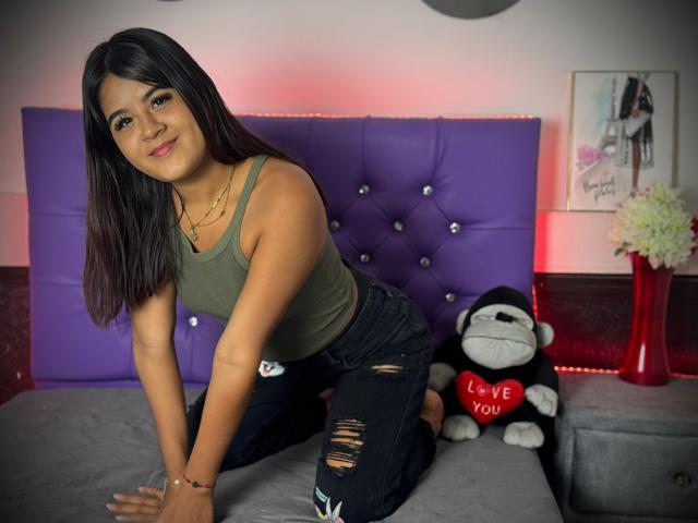NaylaDiamond - Live porn &amp; sex cam - 26386717