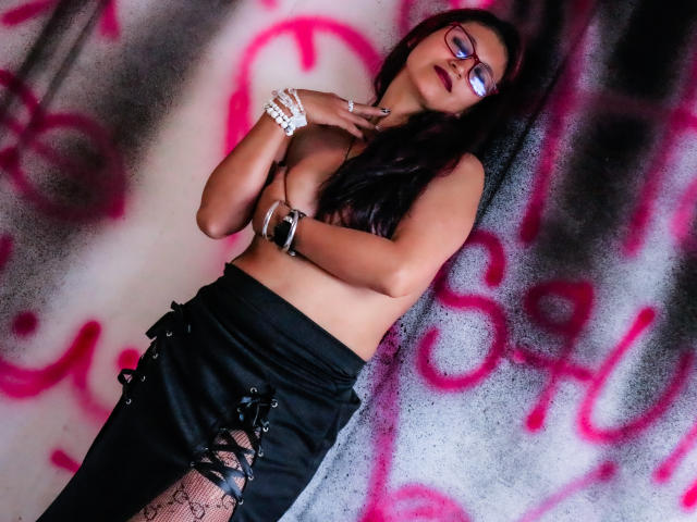 VictoriaSuper - Live Sex Cam - 26387645