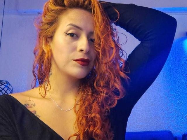 Sahrataylorr - Live porn &amp; sex cam - 26390385