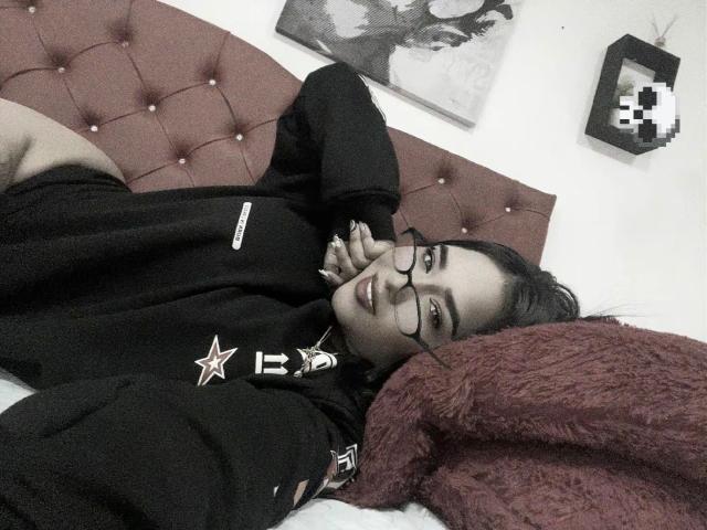 CristalSweety - Live sex cam - 26392757