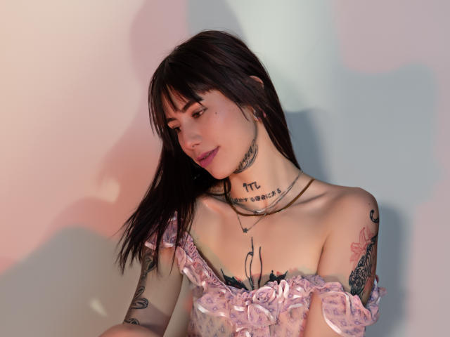 MiaNapoles - Live sexe cam - 26393877