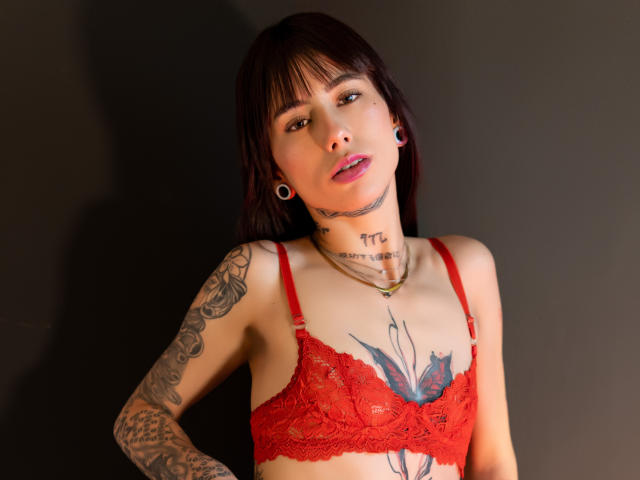 MiaNapoles - Live sex cam - 26393881