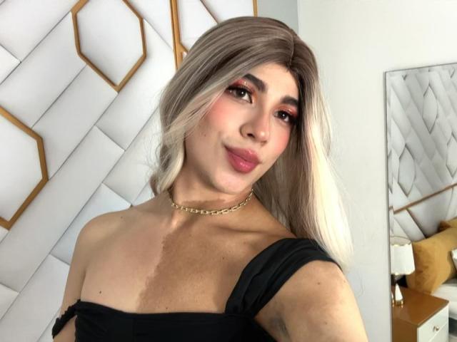 LiaColin - Live porn &amp; sex cam - 26394337