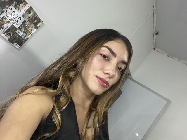 SharonKlart - Live sex cam - 26394977