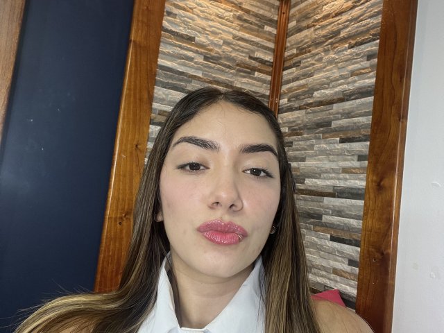 SharonKlart - Live sex cam - 26395025