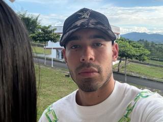 ZoeAndJames - Live porn &amp; sex cam - 26398257